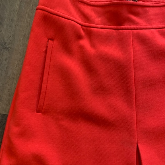Loft petites pocketed‎ skirt. Worn once and dry cleaned. - Picture 2 of 6
